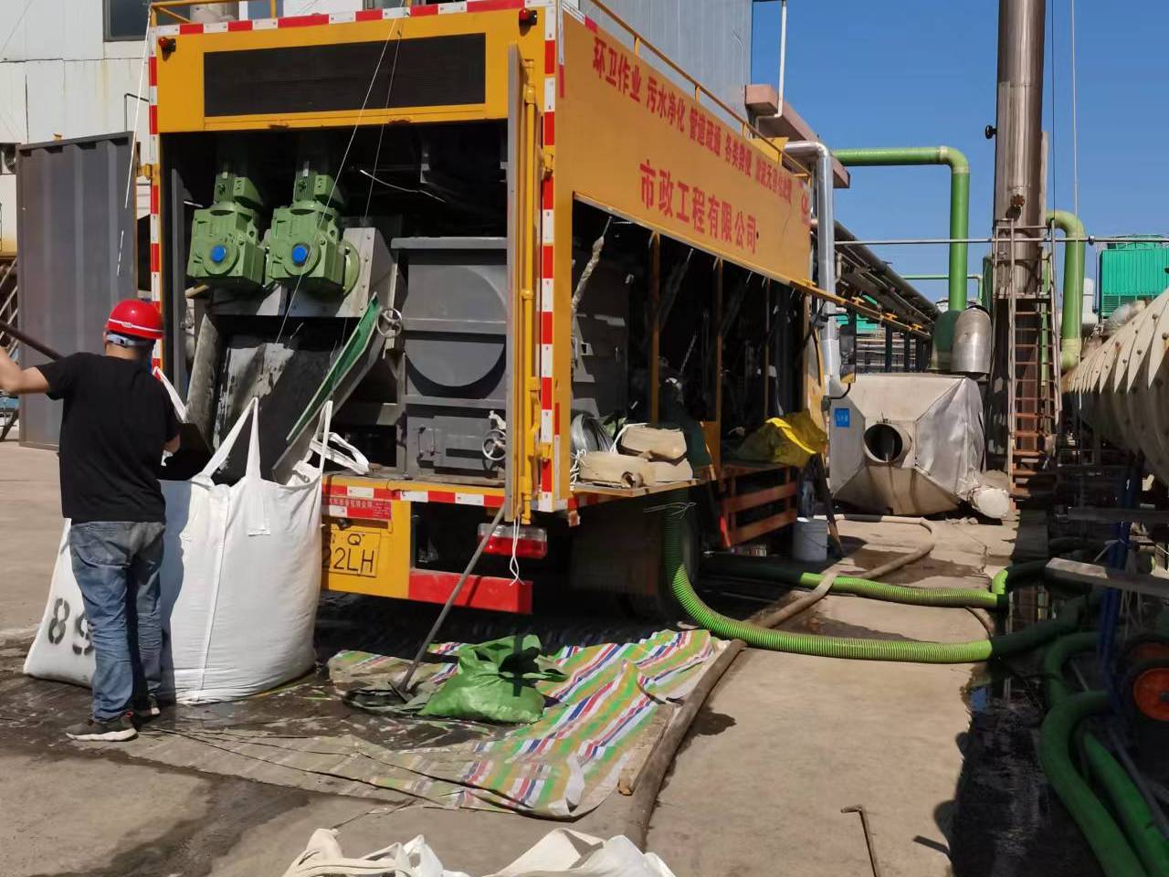 海珠淤泥压干处理